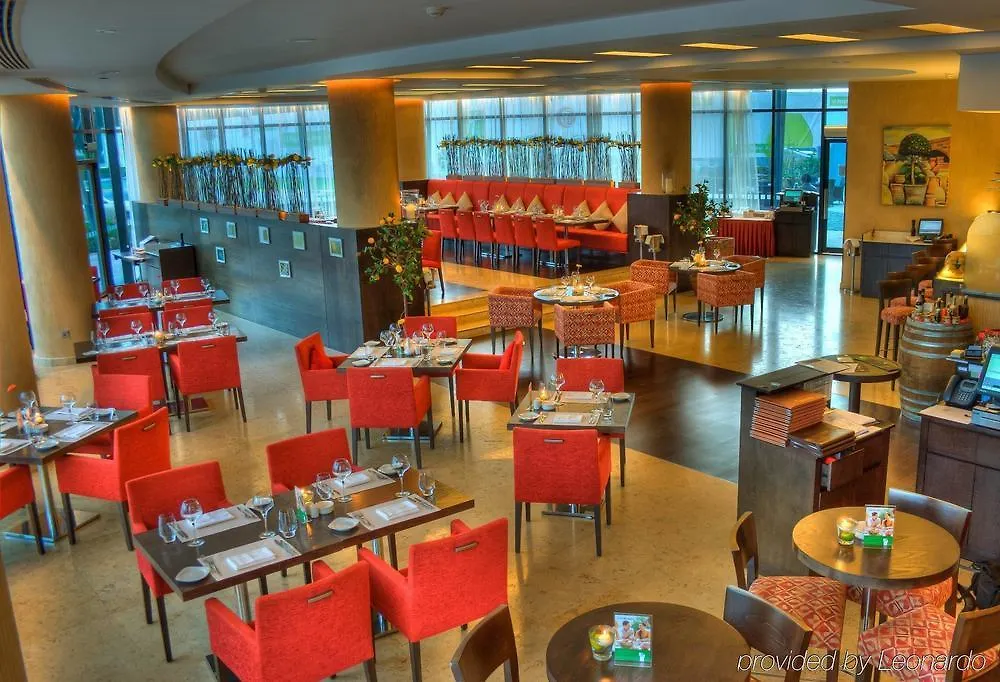 Hotel Holiday Inn Abu Dhabi By Ihg