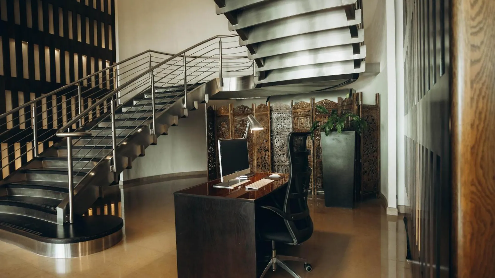 Hotel Holiday Inn Abu Dhabi By Ihg