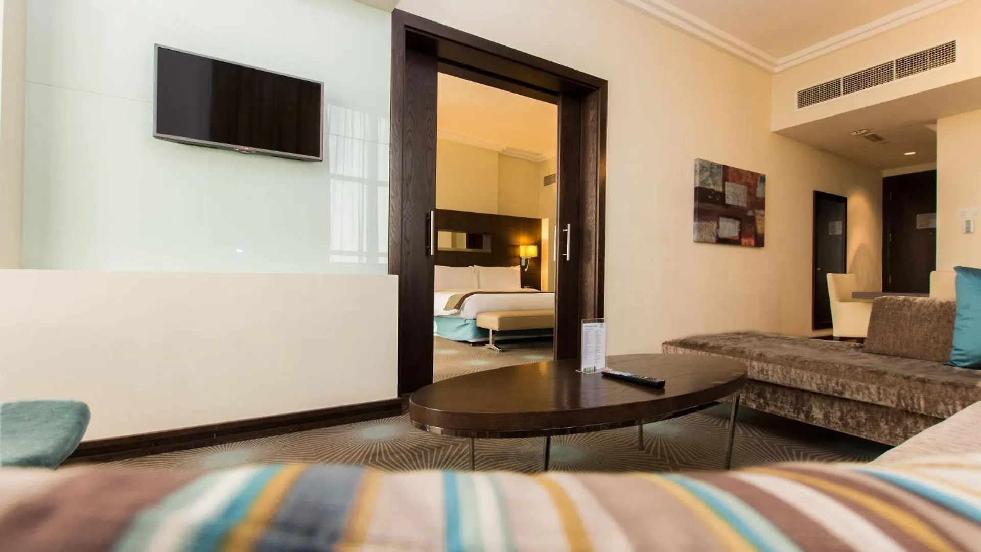 Holiday Inn Abu Dhabi By Ihg Hotel