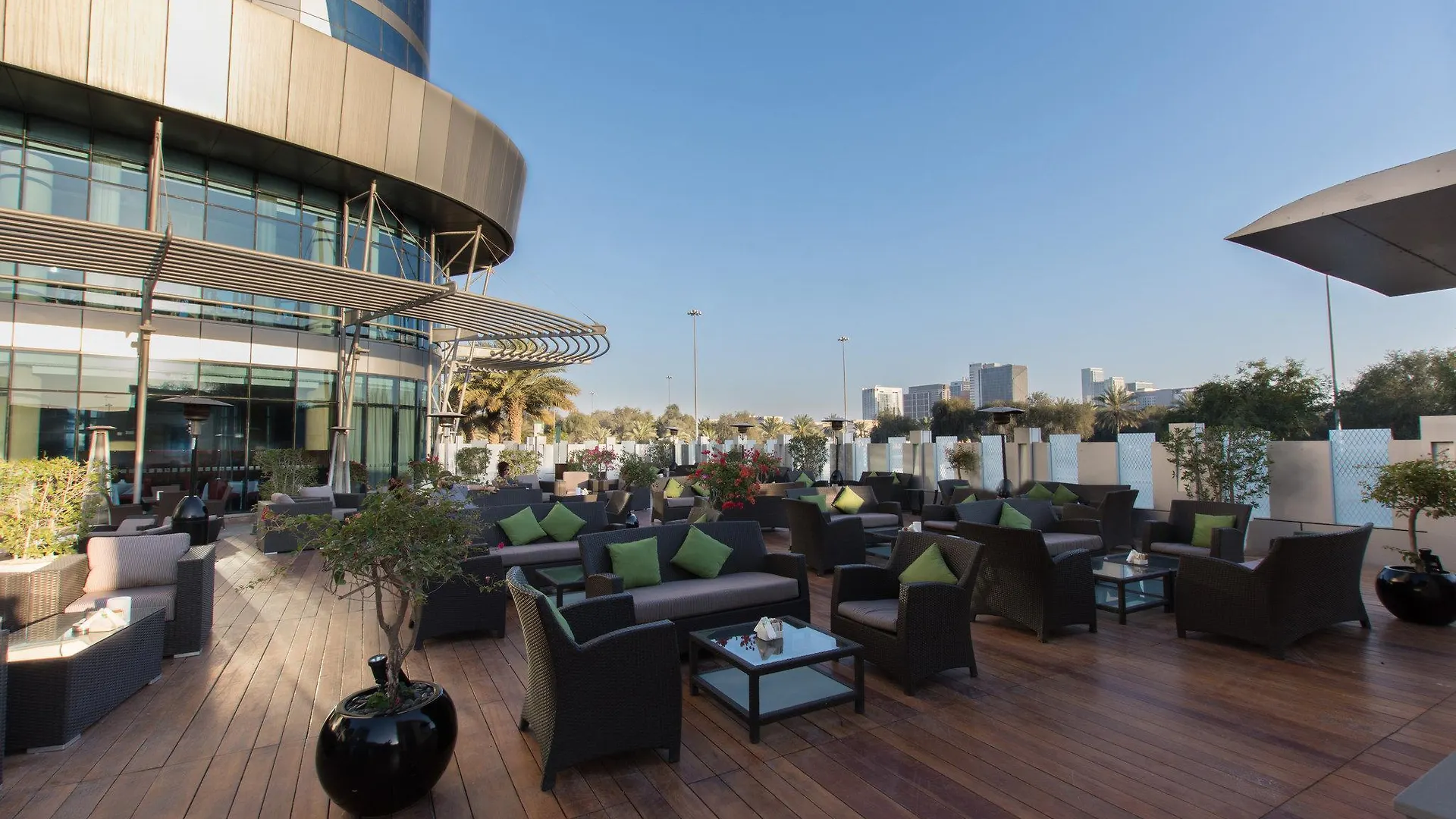 Holiday Inn Abu Dhabi By Ihg Отель