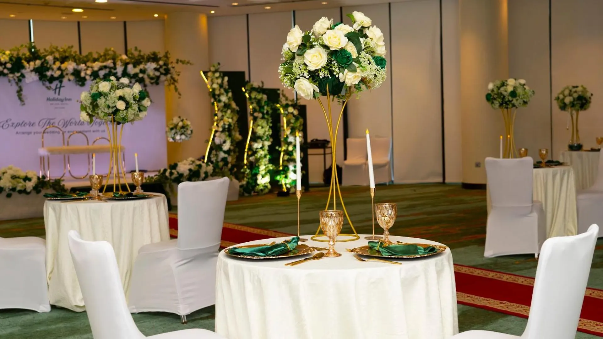 Отель Holiday Inn Abu Dhabi By Ihg