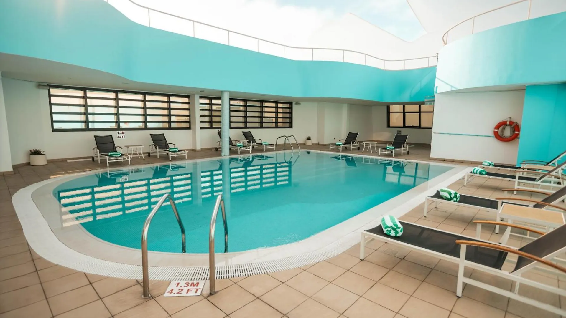 Holiday Inn Abu Dhabi By Ihg Отель