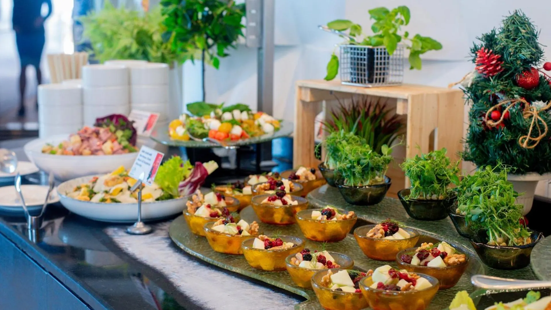 Holiday Inn Abu Dhabi By Ihg Отель